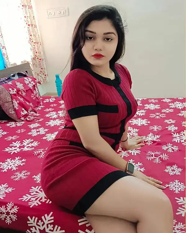 Tanya booking now call girl Tapovan