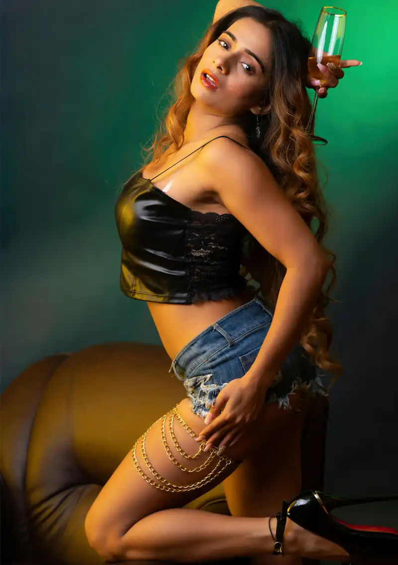 best Tapovan escorts service