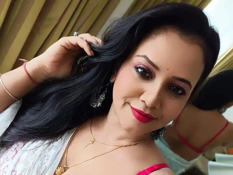 Housewife Call Girls in Tapovan