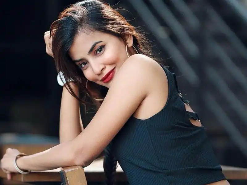 Night Party Call Girls in Tapovan